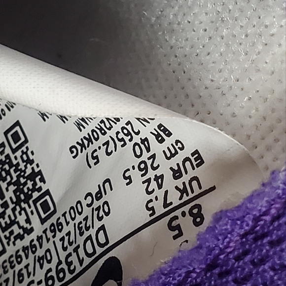 Nike Dunk - Picture 2 of 5